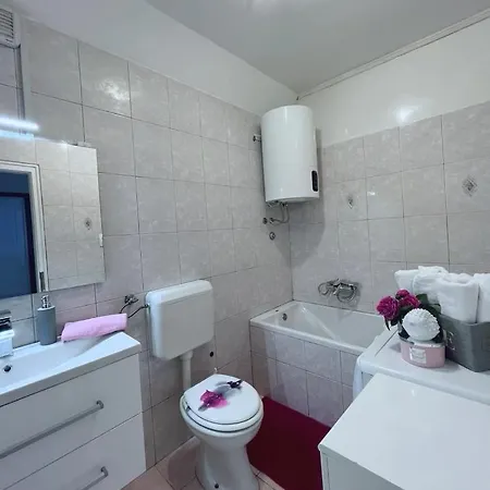 Luana Lux Appartamento Pola